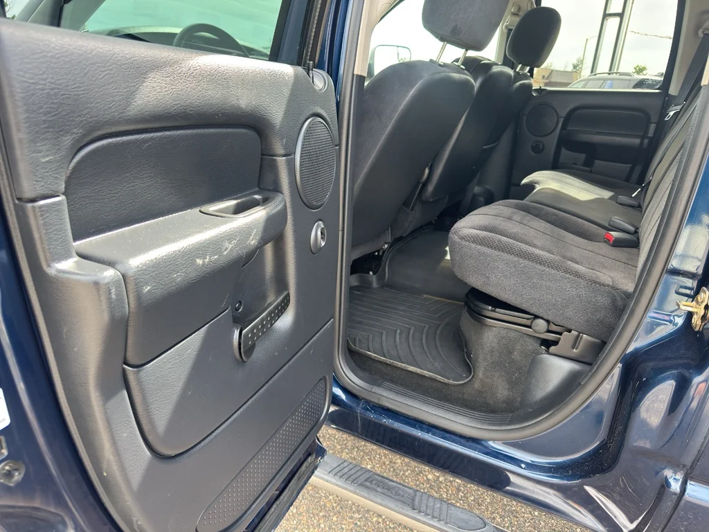 Used 2003 BLUE Dodge  image 12