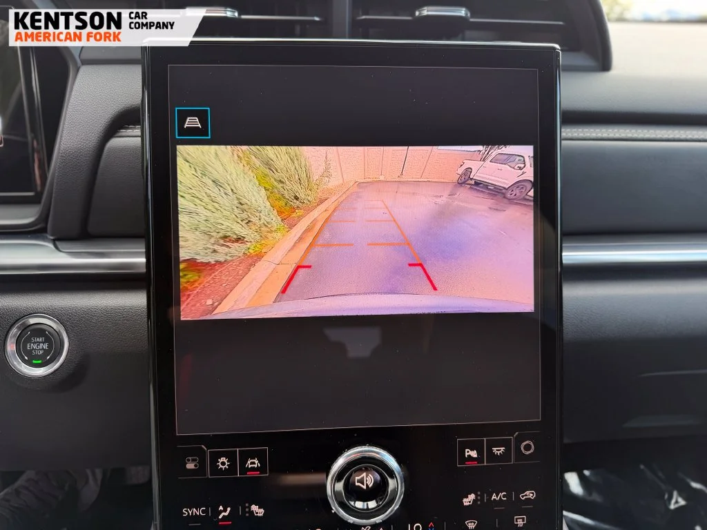 Used 2026 Silver GMC Elevation image 26