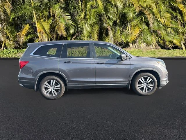 Used 2017 Gray Honda EX-L image 3