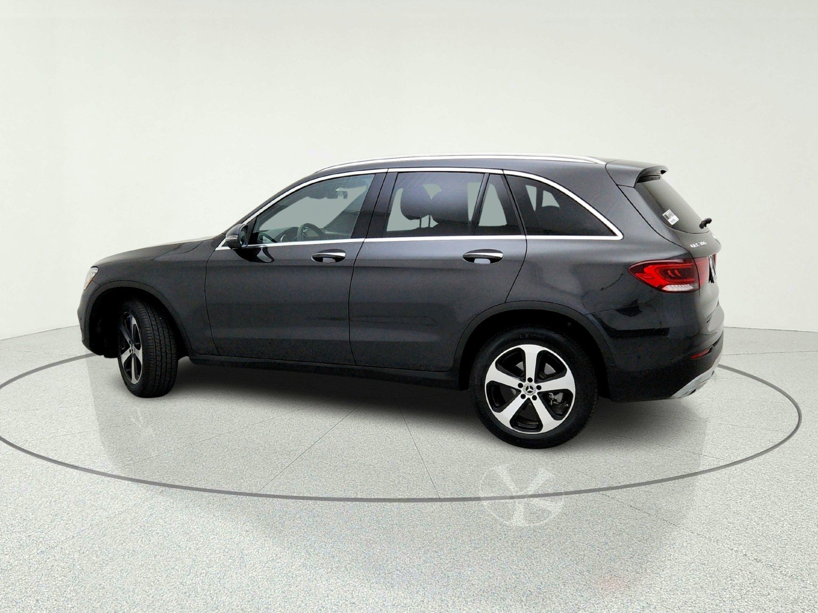 Certified Used 2021 Graphite Grey Metallic Mercedes-Benz GLC 300 image 13