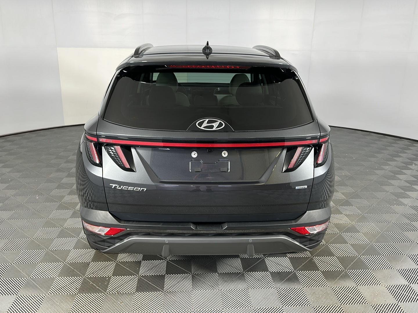 Used 2023 Portofino Gray Hyundai Limited image 12
