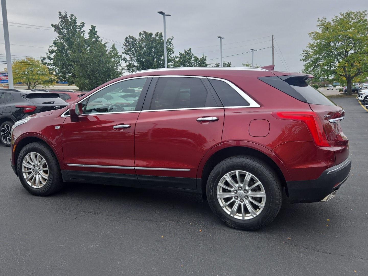 Used 2017 Red Passion Tintcoat Cadillac FWD image 4