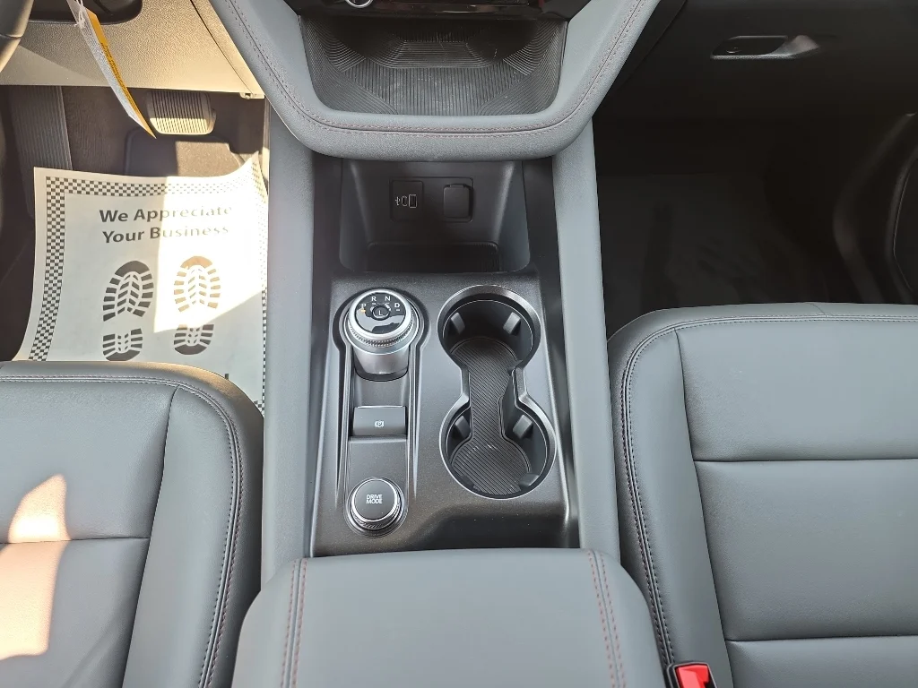New 2026 Space White Metallic Ford Active image 20