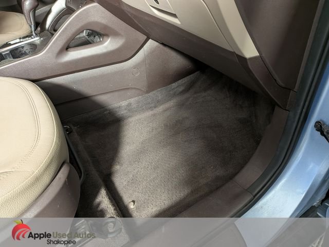 Used 2013 Blue Hyundai GLS image 32