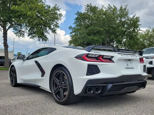 2024 Chevrolet Corvette 2LT - Photo 11