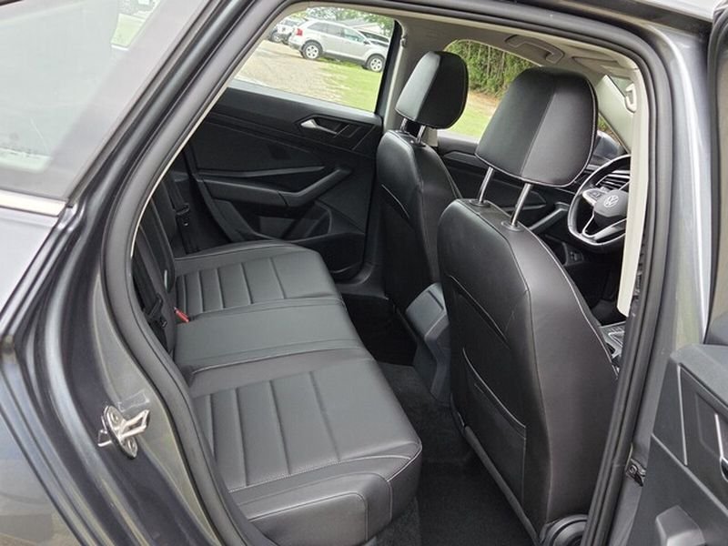 Used 2024 Platinum Gray Metallic Volkswagen SE image 13