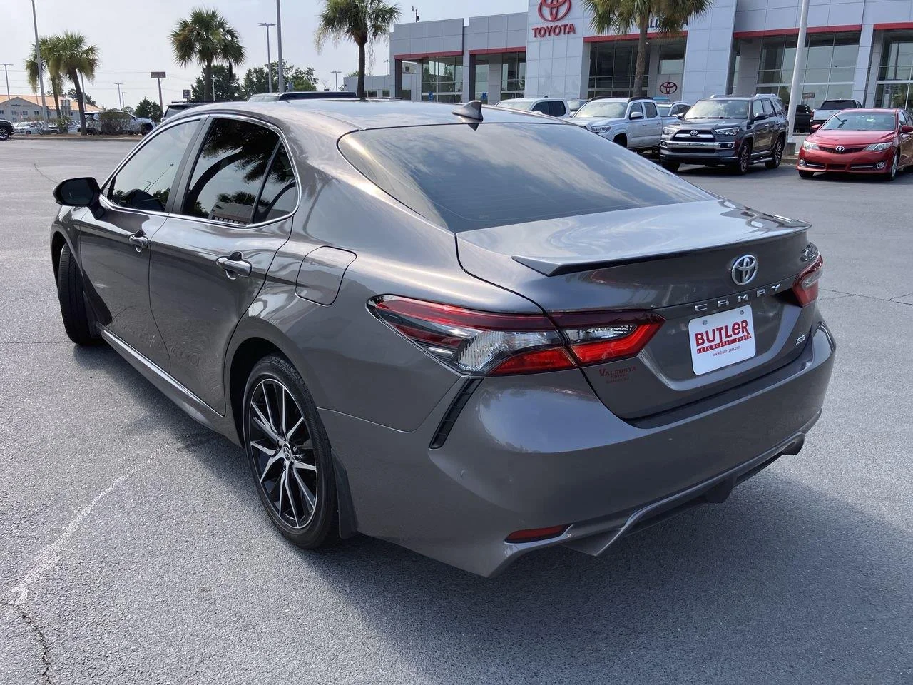 Certified Used 2024 Gray (Predawn Gray Mica) Toyota SE image 3