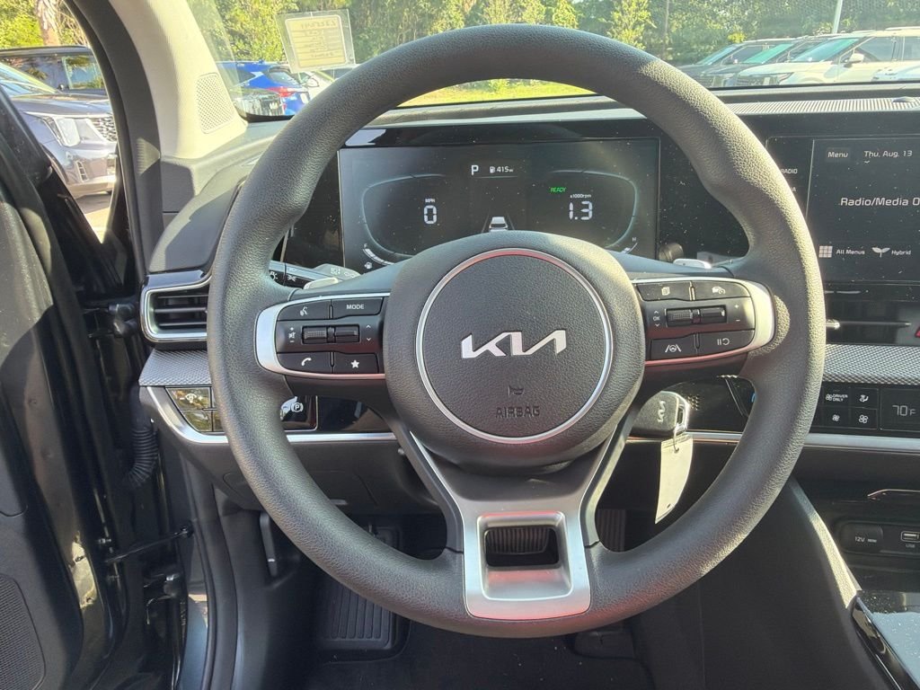 Certified Used 2025 Gray Kia LX image 12