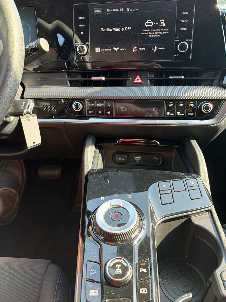 Certified Used 2025 Gray Kia LX image 16