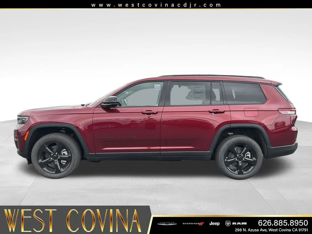 New 2025 Velvet Red Pearl-Coat Exterior Paint Jeep Limited image 2