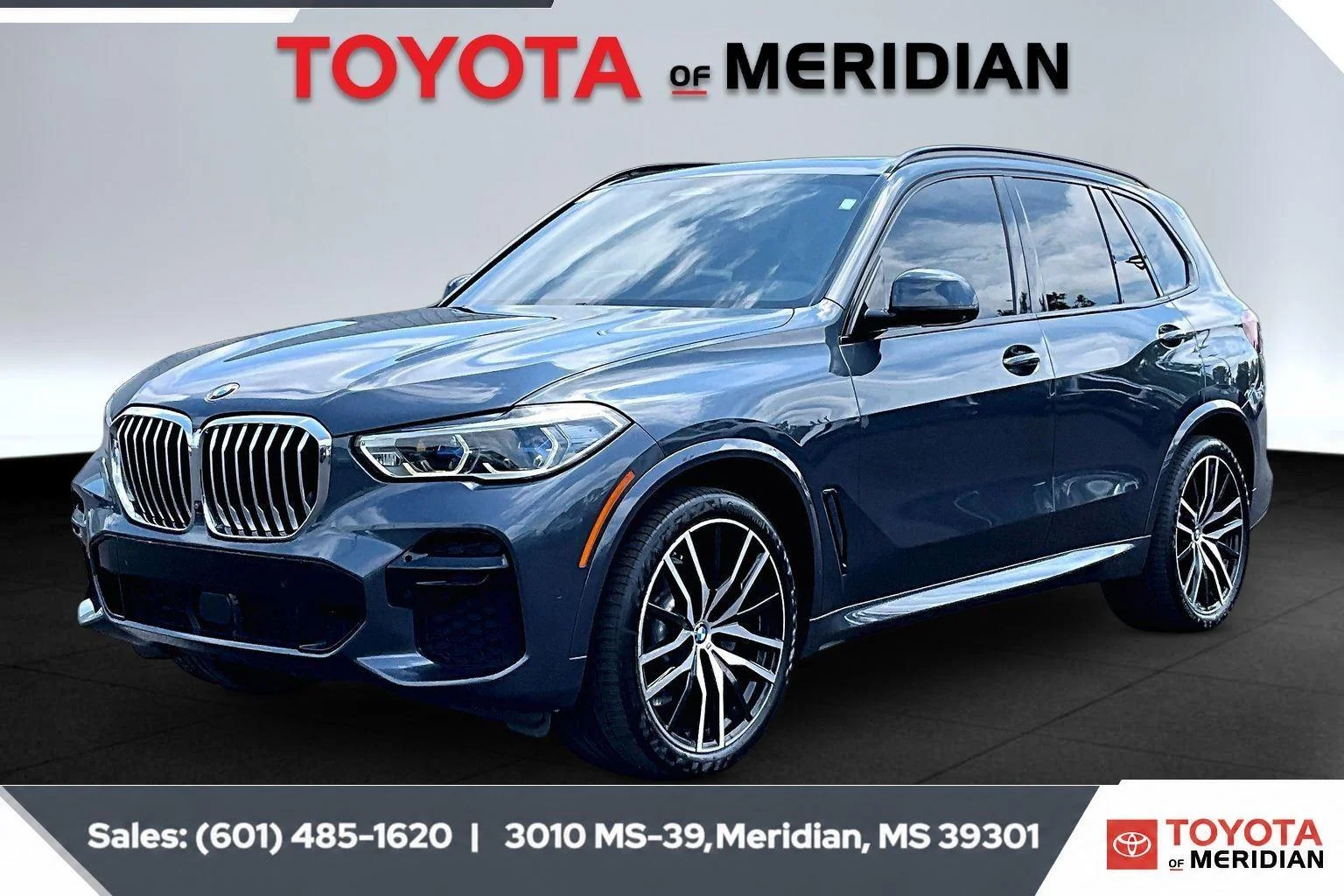 Used 2022 Phytonic Blue Metallic BMW xDrive40i image 10