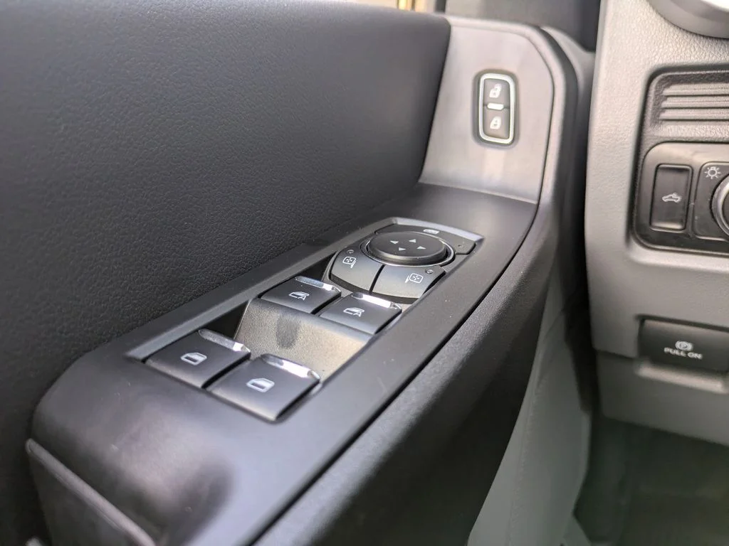 Used 2026 White Ford XL image 23