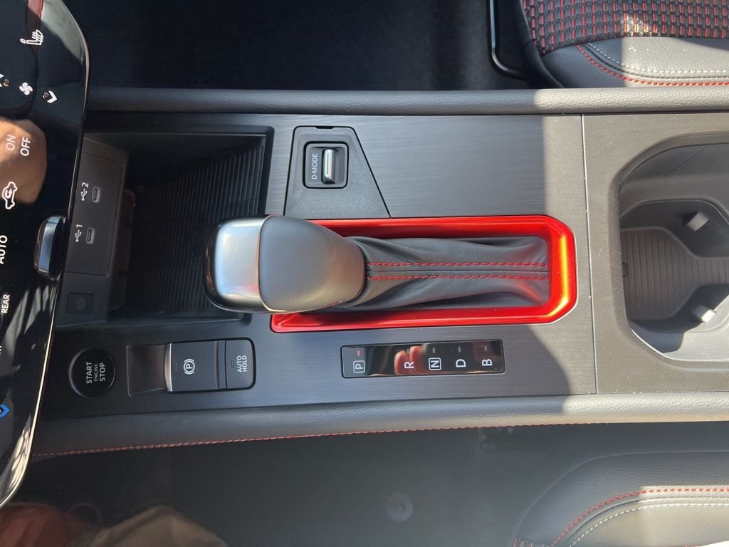 2026 Nissan KICKS SR AWD - Photo 18