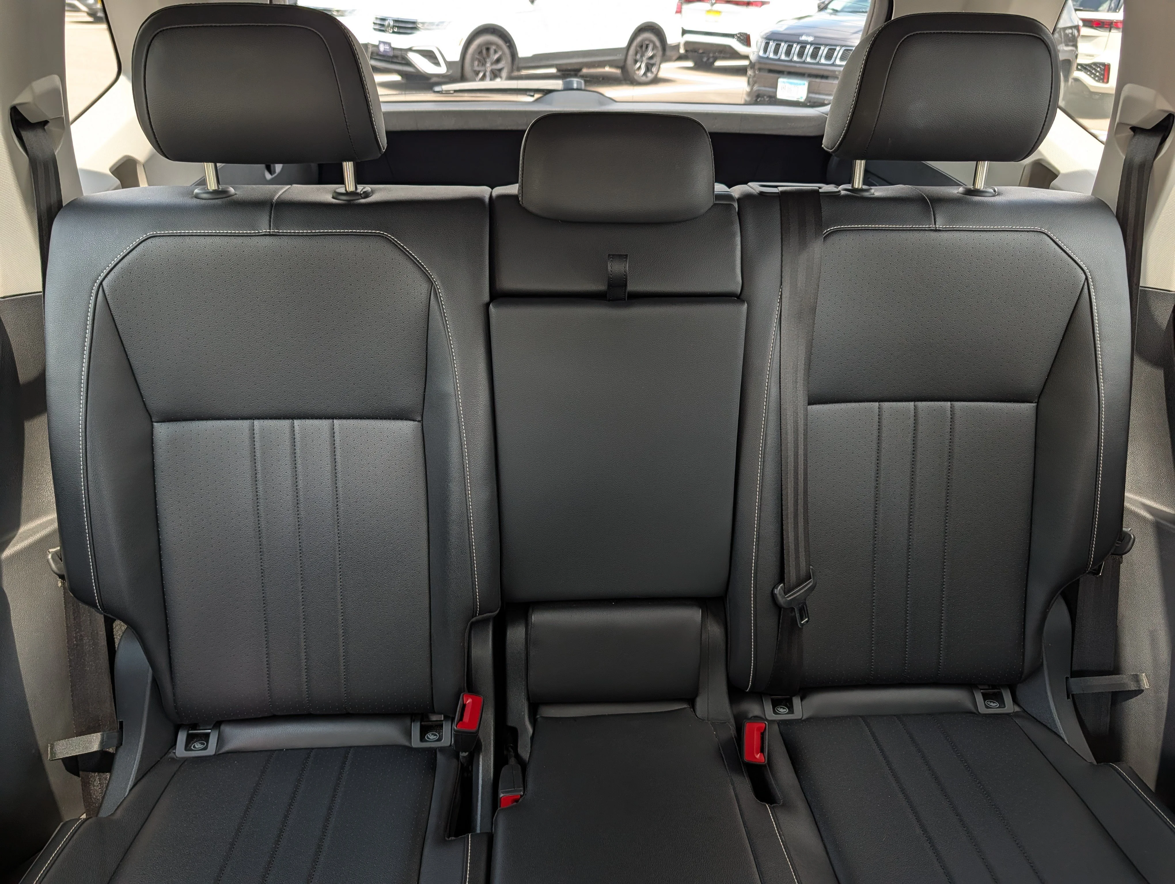 Certified Used 2024 Platinum Gray Metallic Volkswagen SE image 13