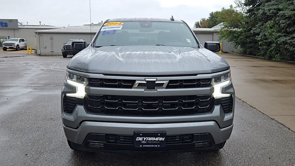 Used 2024 Gray Chevrolet RST image 3