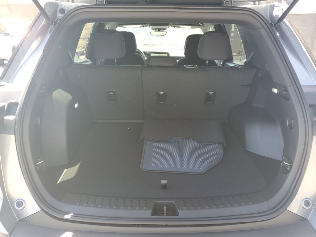 New 2026 Sterling Gray Metallic Chevrolet LT image 9