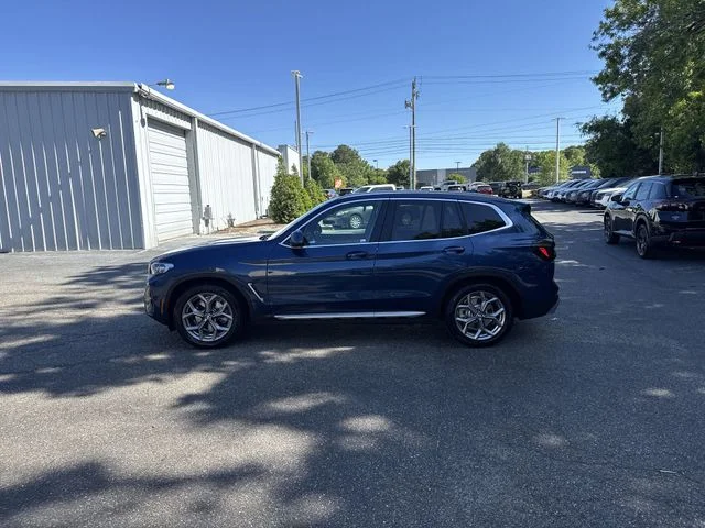 Used 2024 Blue BMW sDrive30i image 8
