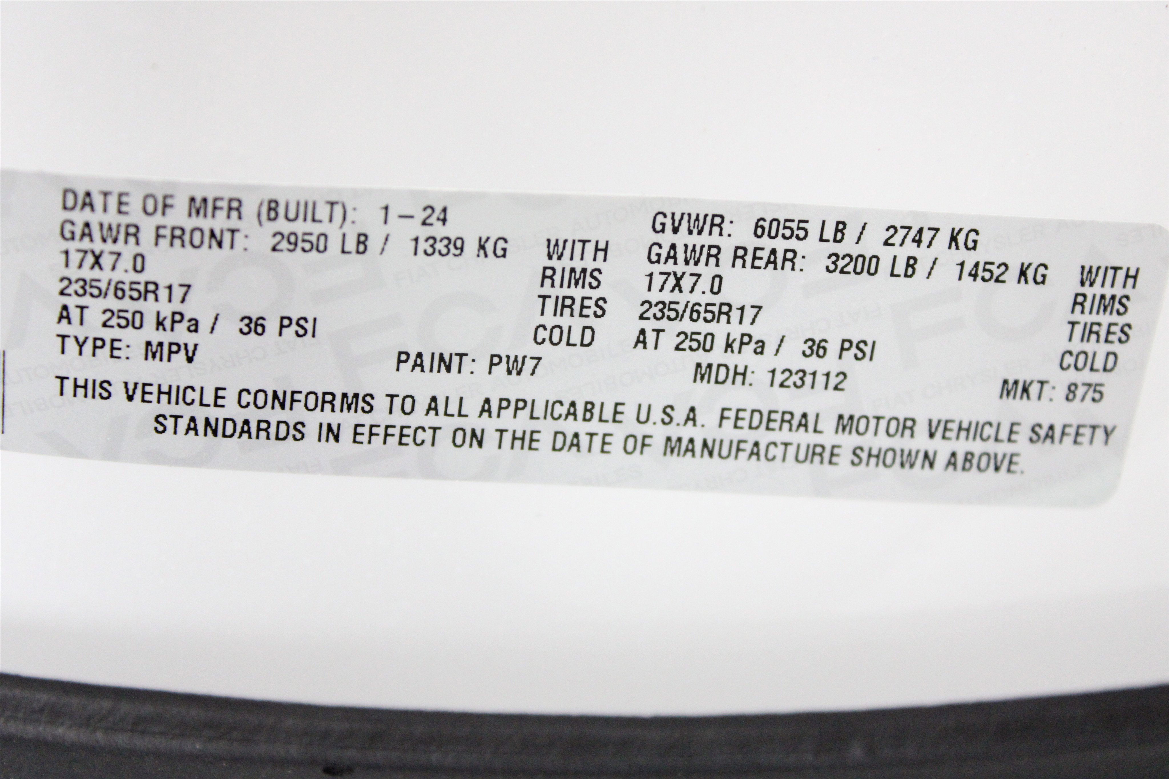 Used 2024 Bright White Clearcoat Chrysler LX image 40