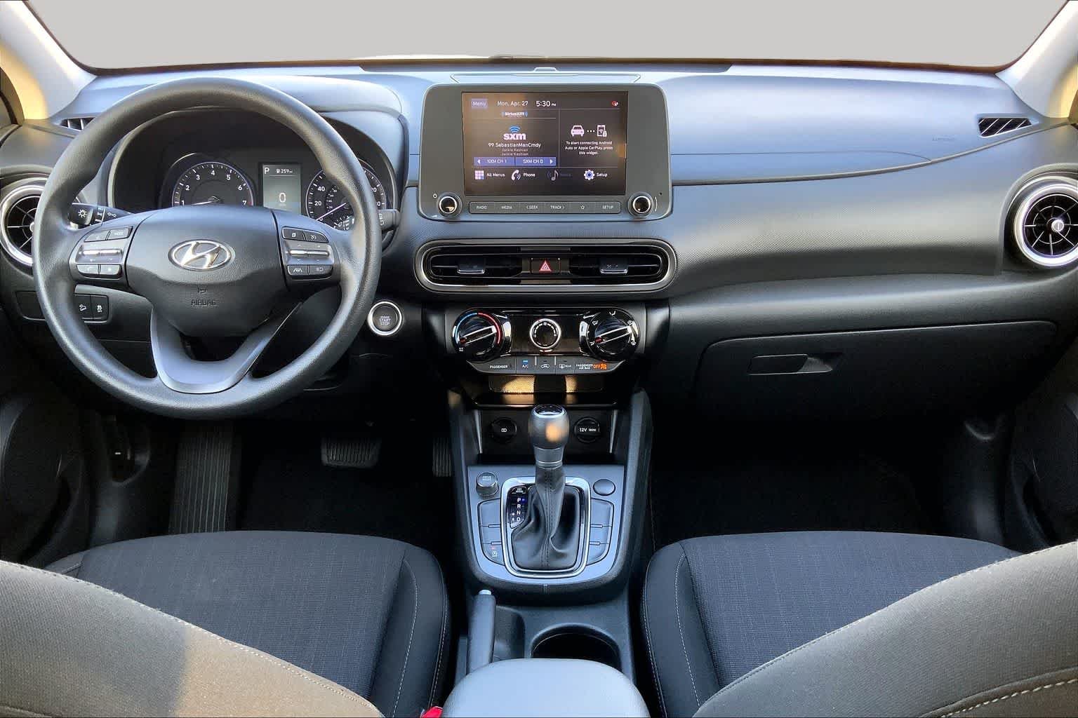 Used 2022 Lunar White Hyundai SEL image 16