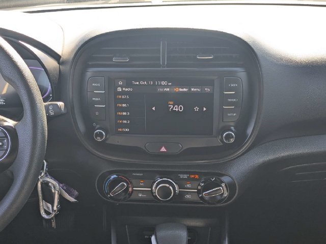 Certified Used 2025 Gray Kia LX image 18