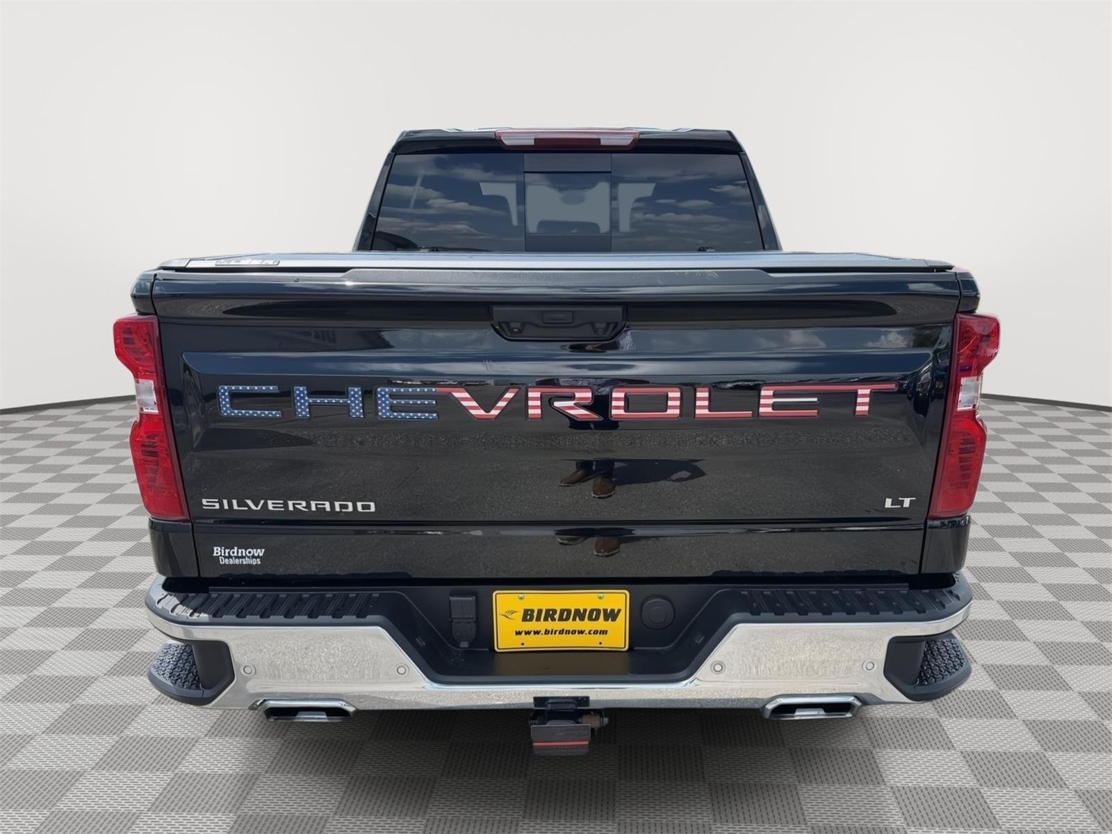 Used 2025 Black Chevrolet LT image 8