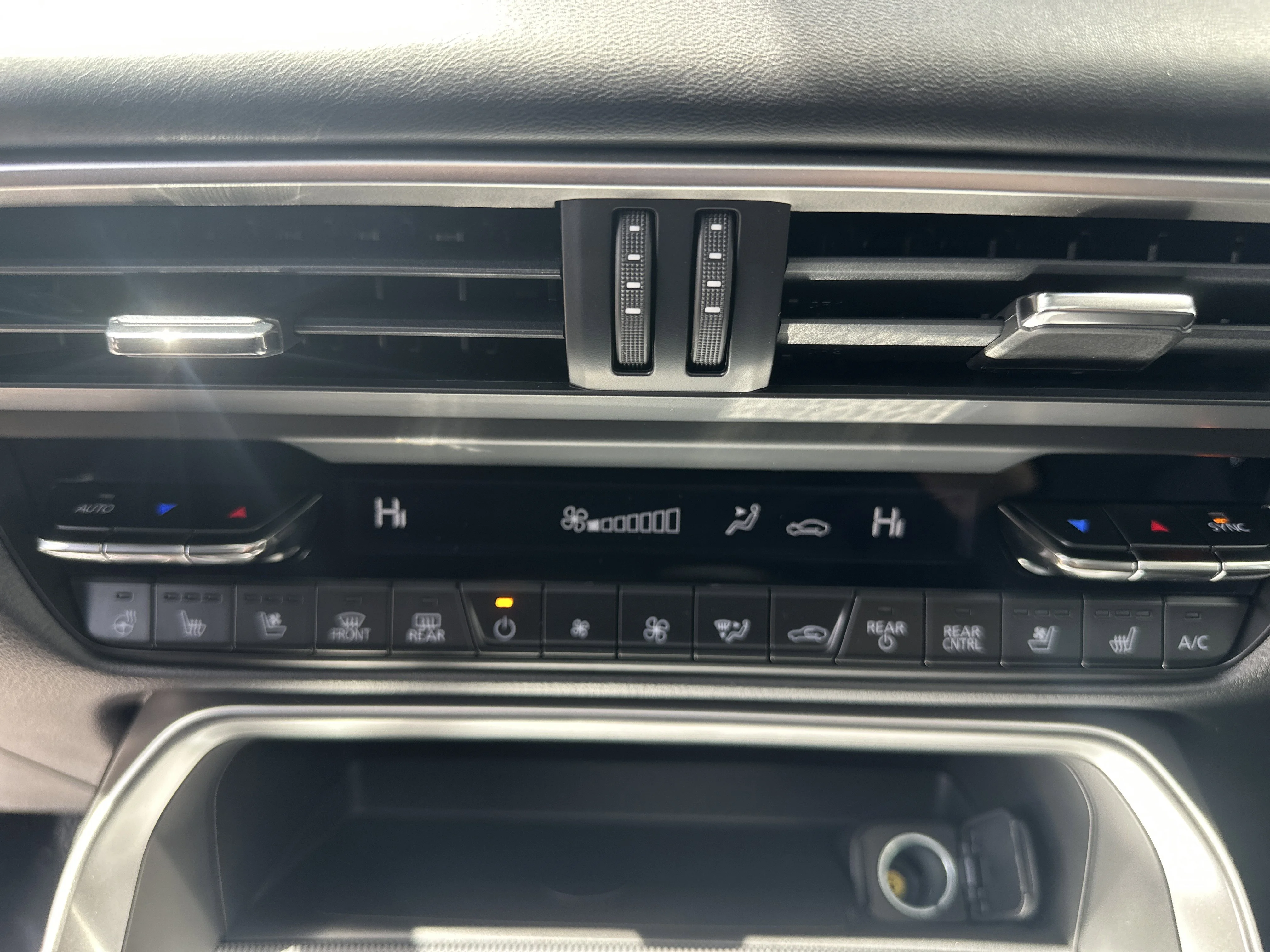 2026 Mazda CX-90 Premium Sport Package - Photo 18