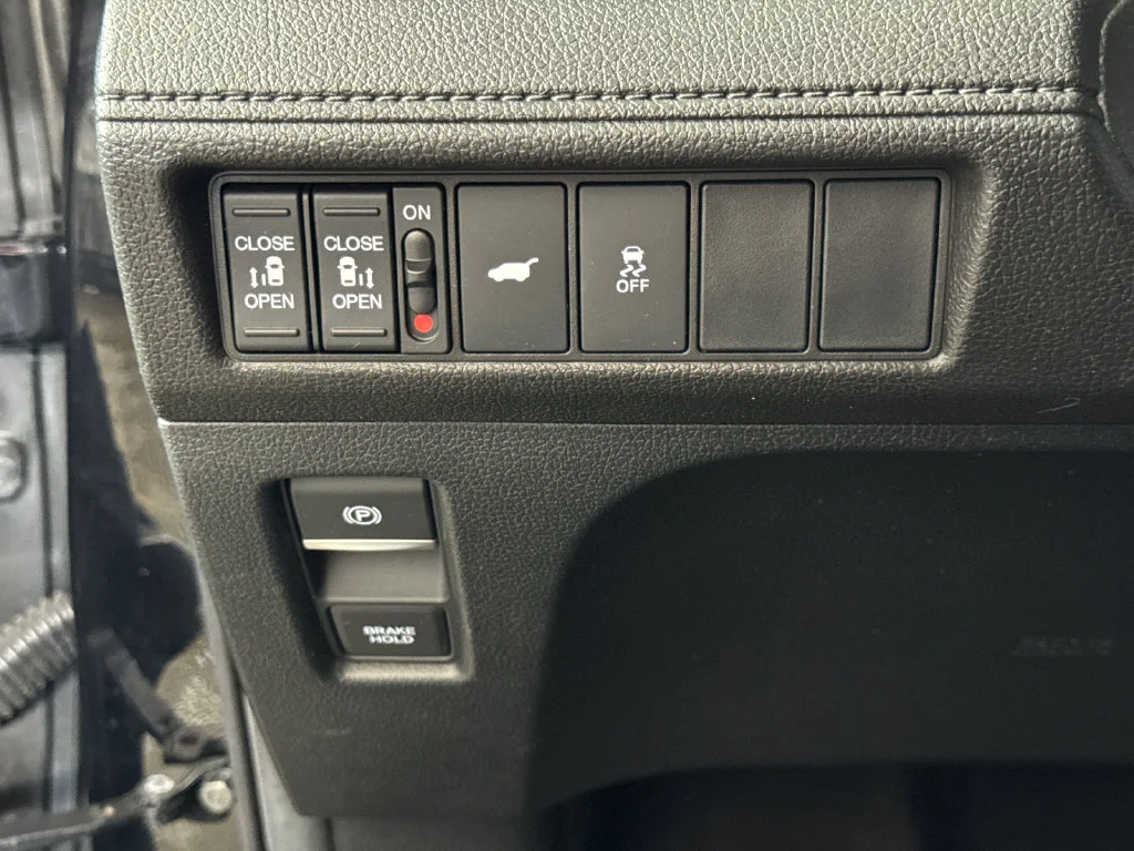 Used 2025 Black Honda EX-L image 31