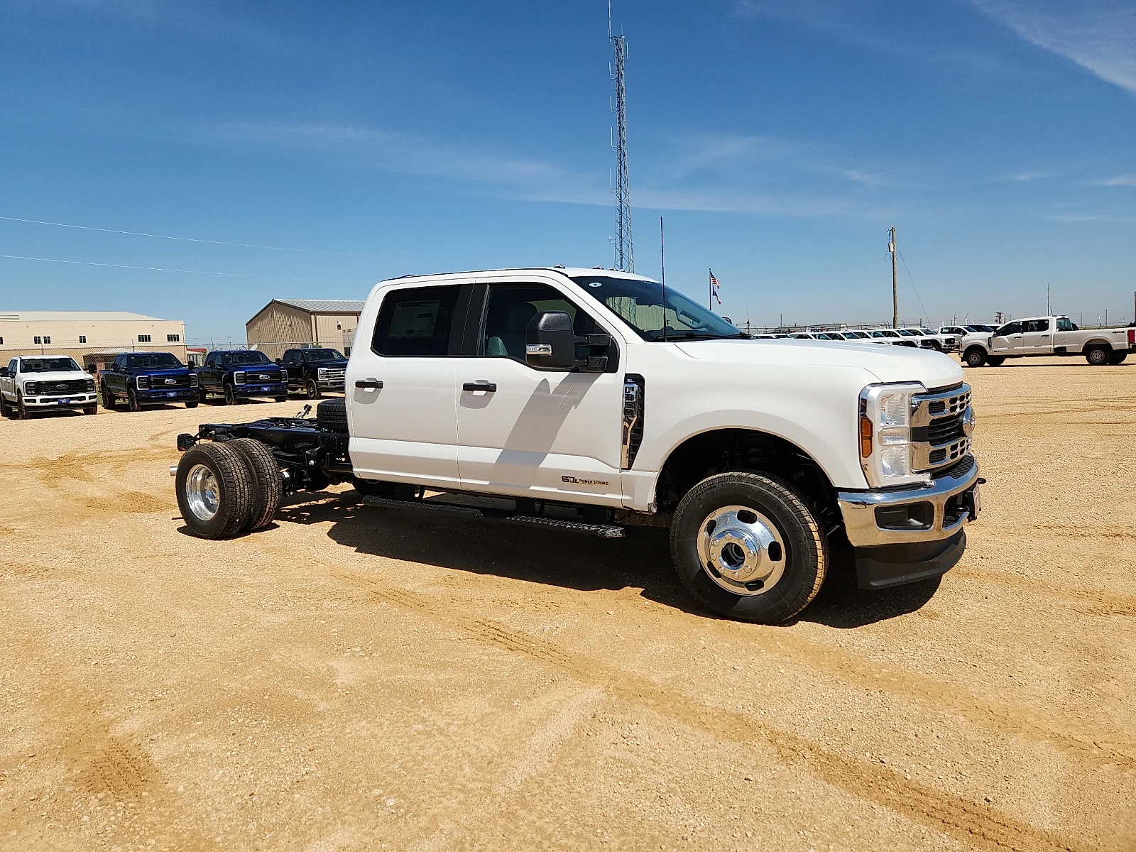 New 2026 Oxford White Ford F-350® XL image 8