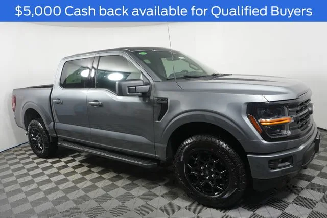 New 2026 Carbonized Gray Metallic Ford XLT image 2