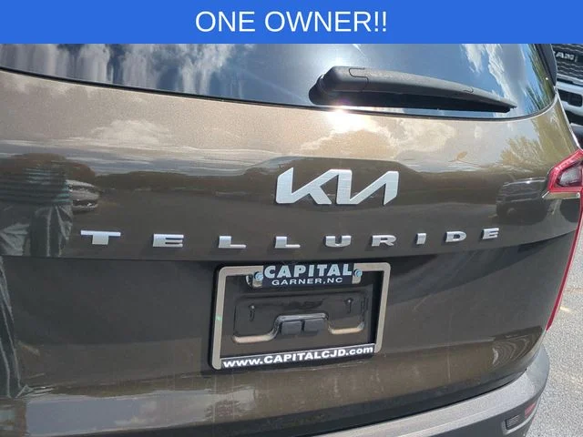 Used 2022 Green Kia EX image 43