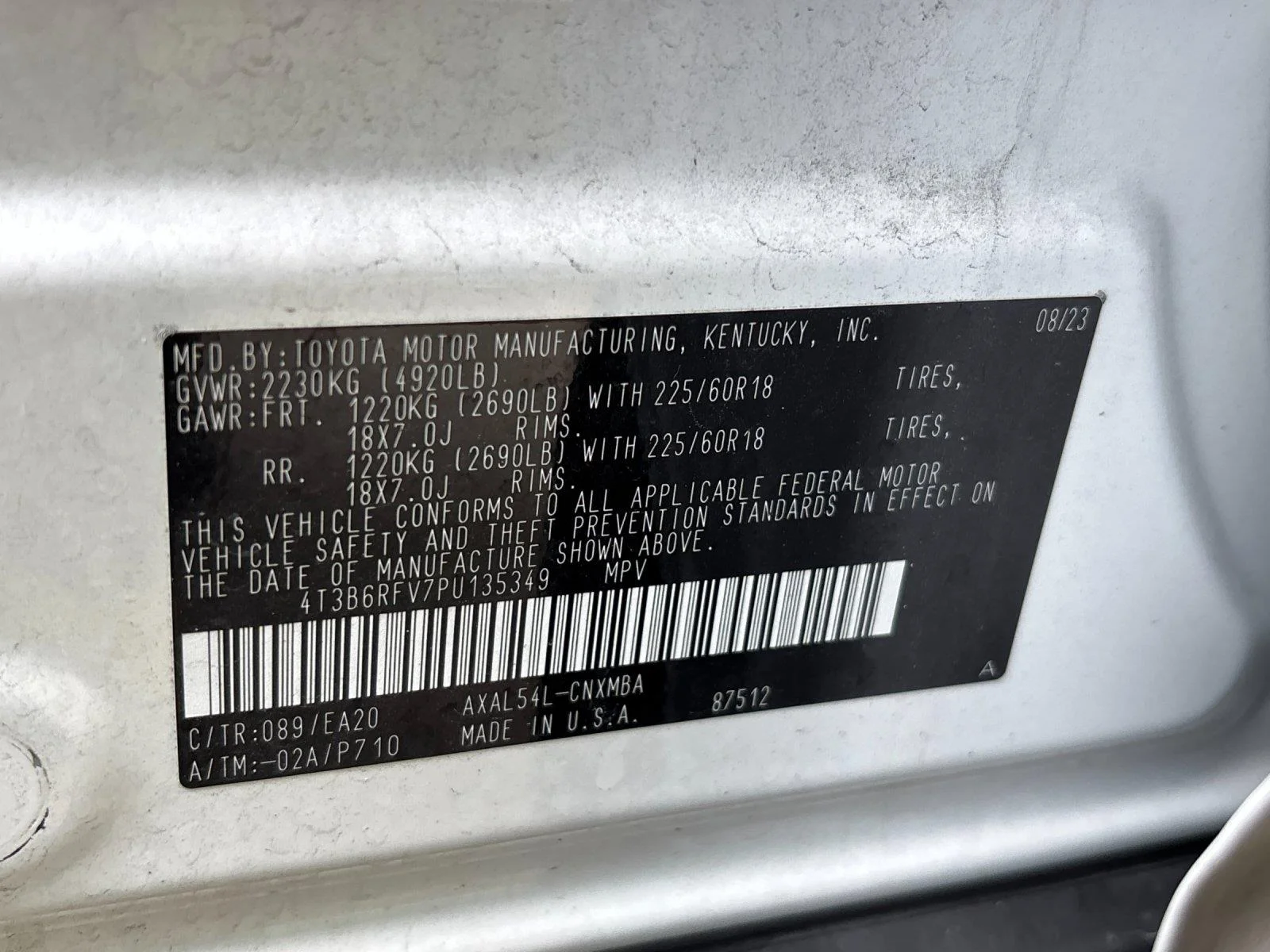 Used 2023 Wind Chill Pearl Toyota XLE Premium image 11