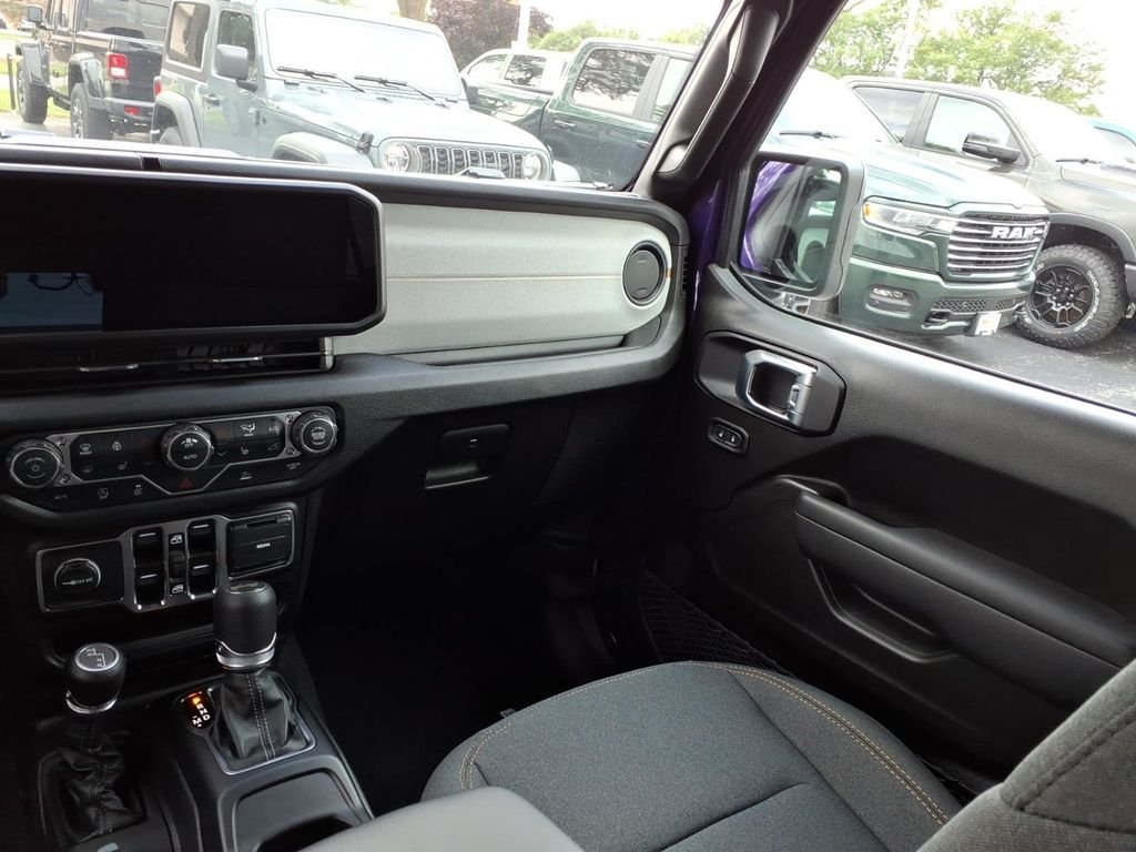 New 2026 Reign Exterior Paint Jeep Sport S image 12