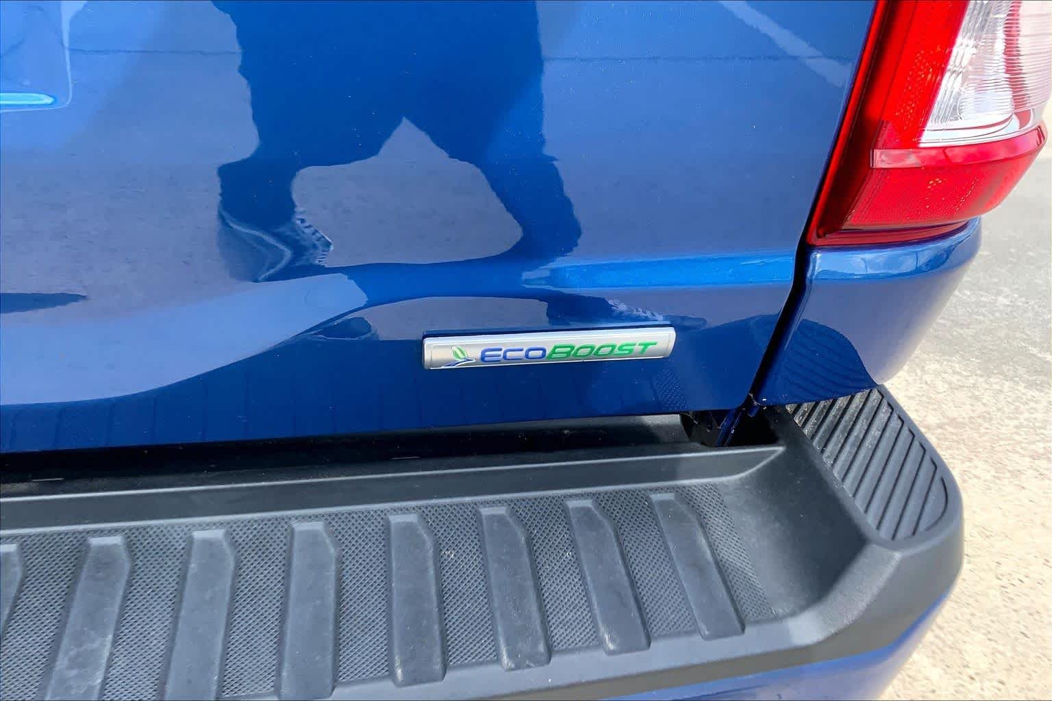 Used 2023 Atlas Blue Metallic Ford XL image 10