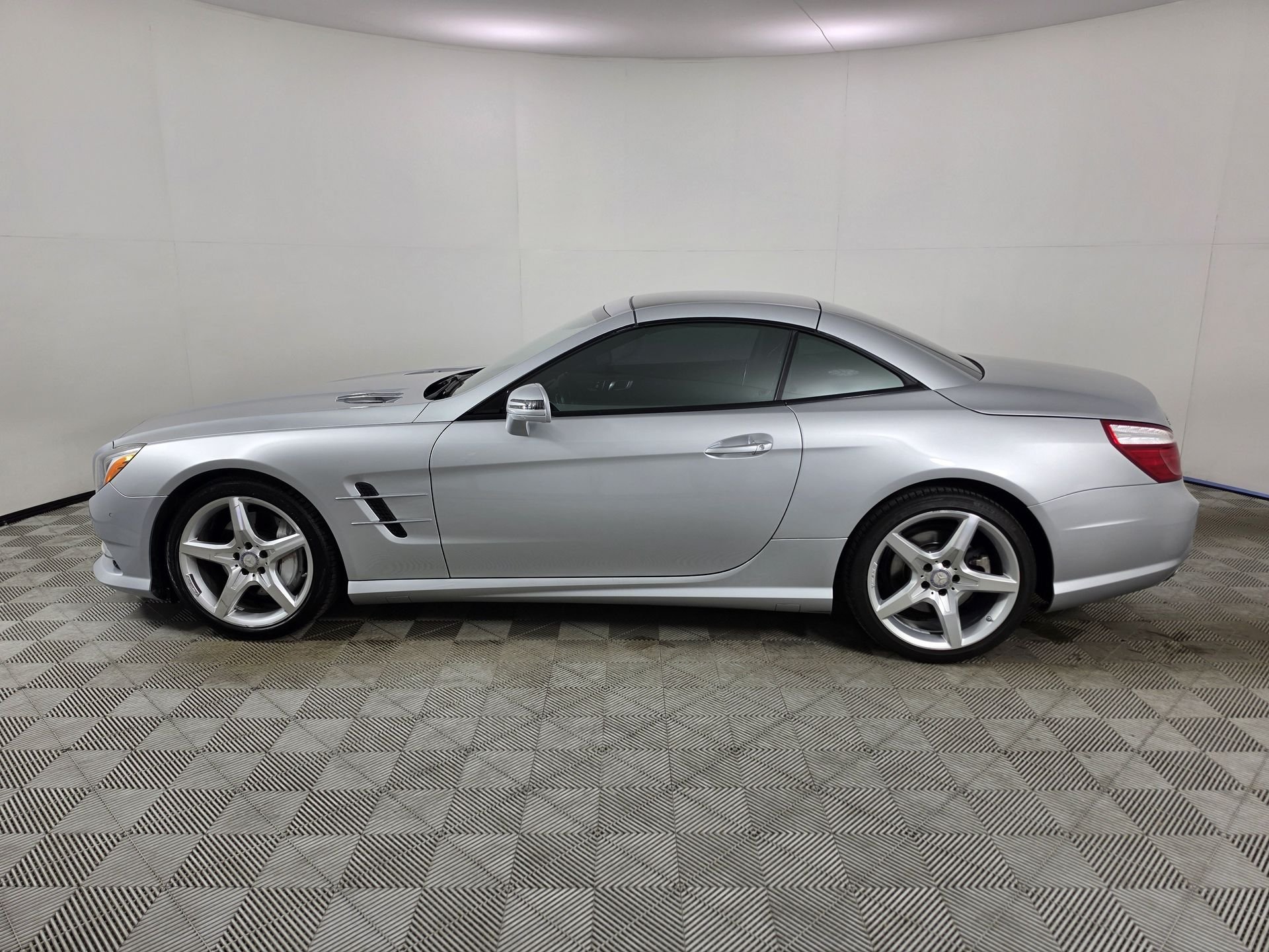 2013 Mercedes-Benz SL-Class SL550 - Photo 41