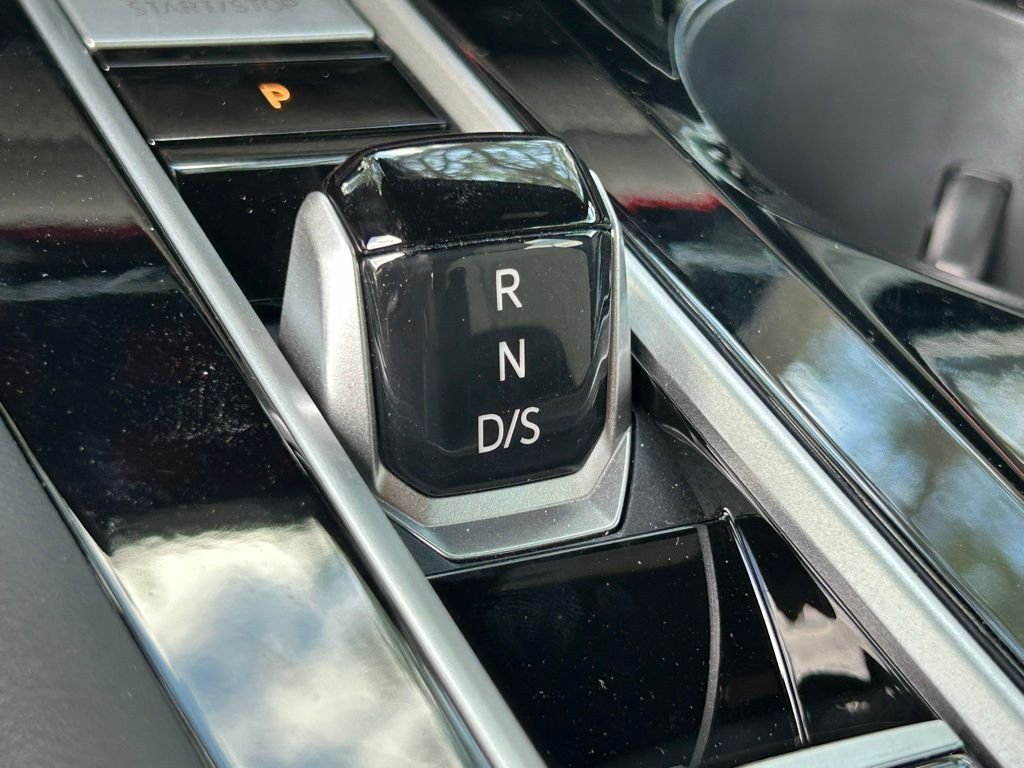 2026 Volkswagen Atlas Cross Sport SEL Premium R-LINE - Photo 37