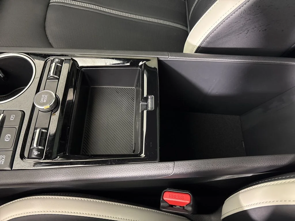 New 2026 Steel Matte Gray Kia GT-Line FWD image 33