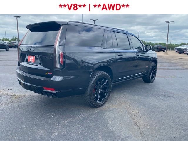Used 2024 Black Diamond Tri-Coat Cadillac V-Series image 9