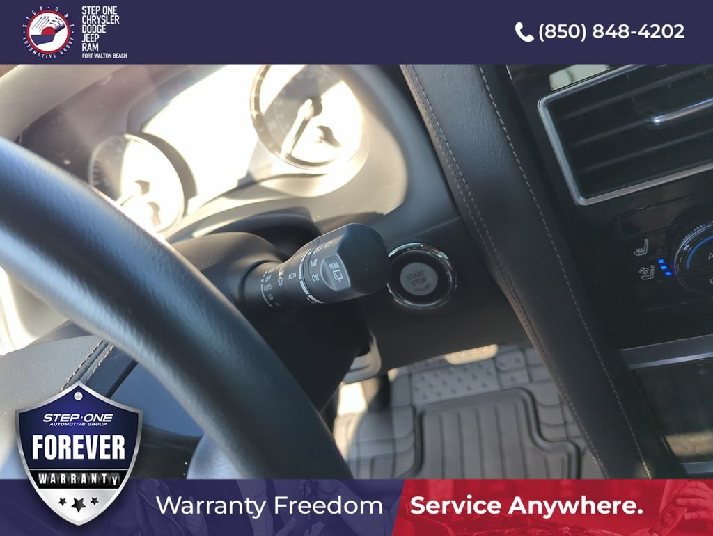 Used 2023 Gray Nissan Platinum image 23