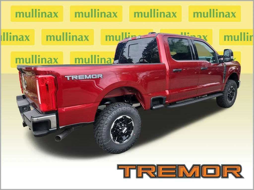 New 2026 Red Ford XLT image 3