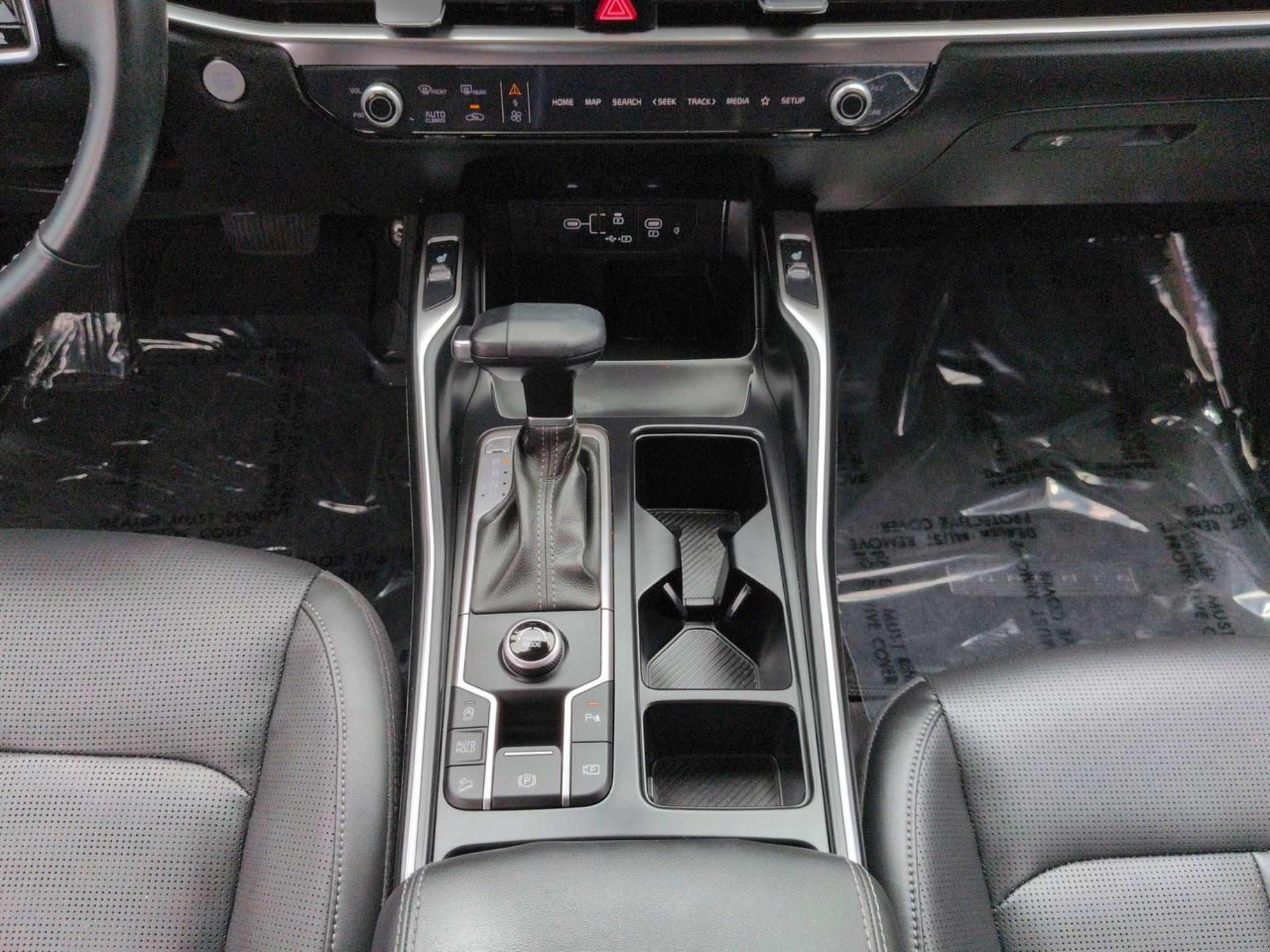 Certified Used 2025 Wolf Gray Kia S image 23