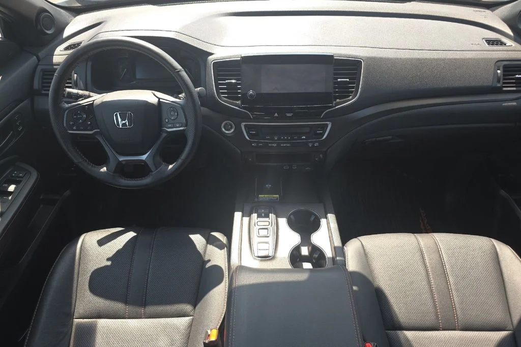 Used 2024  Honda TrailSport image 13