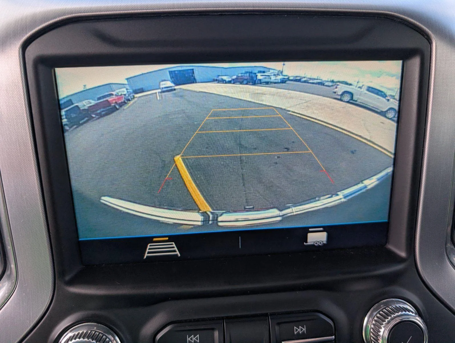 Used 2022 Satin Steel Metallic GMC Elevation image 17
