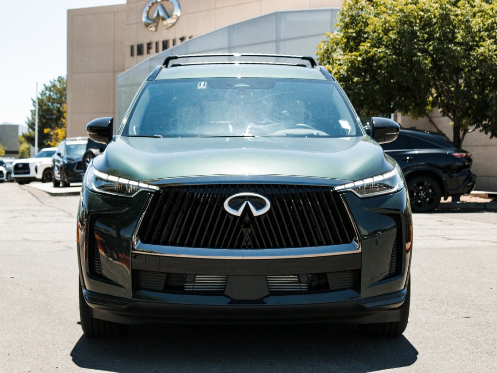 New 2027 DEEP EMERALD INFINITI Autograph AWD image 2
