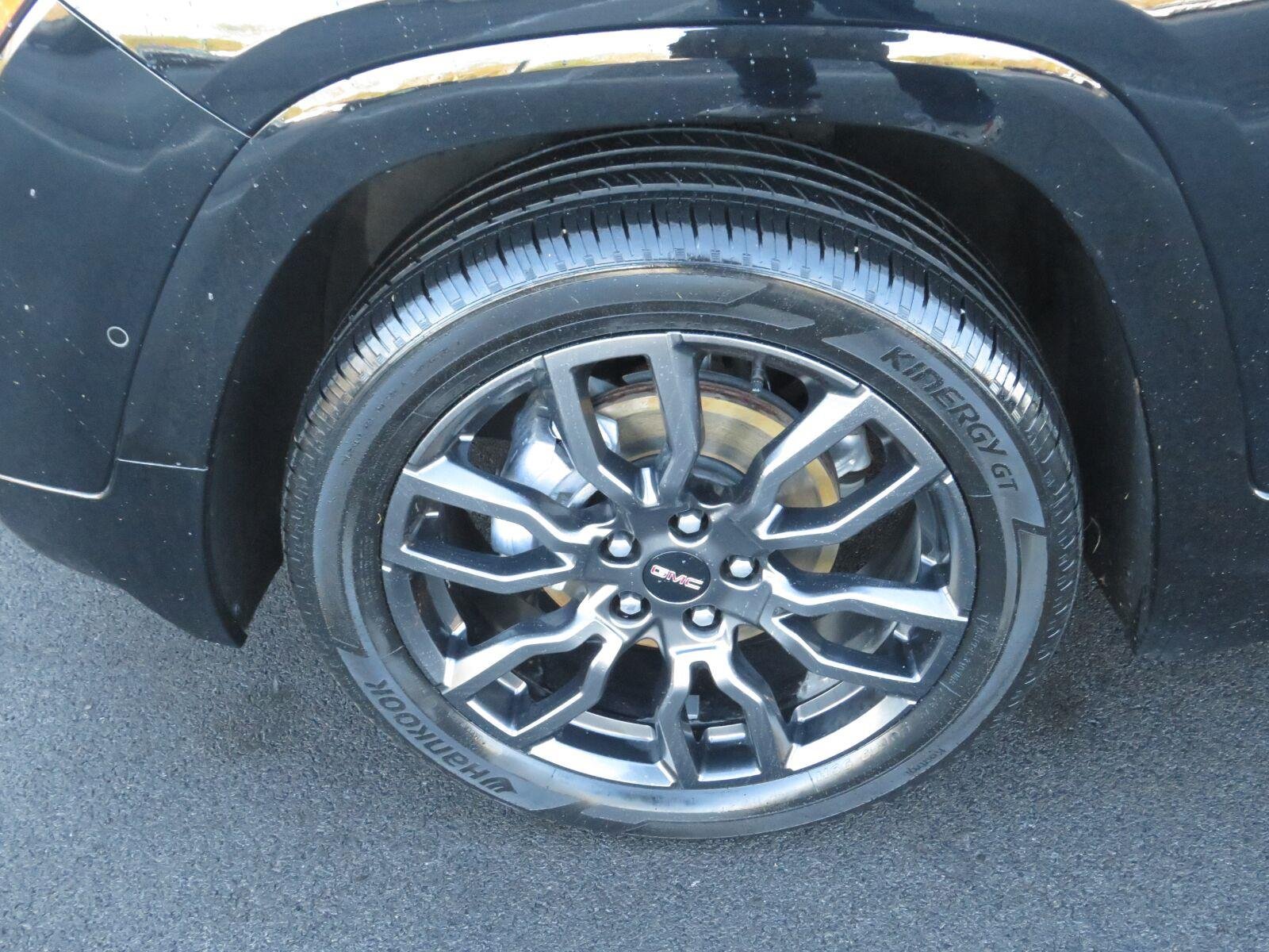 Used 2024 Ebony Twilight Metallic GMC Denali image 15