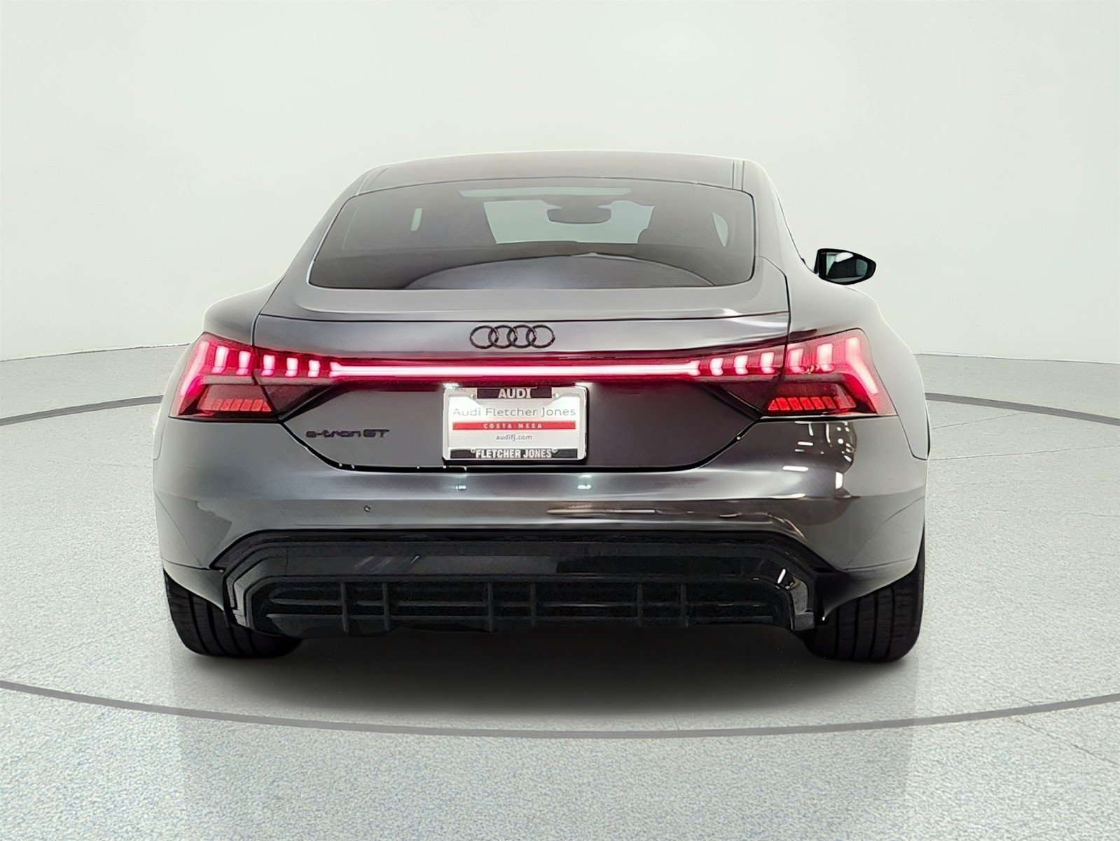 Used 2023 Daytona Gray Pearl Effect Audi Premium Plus quattro image 6