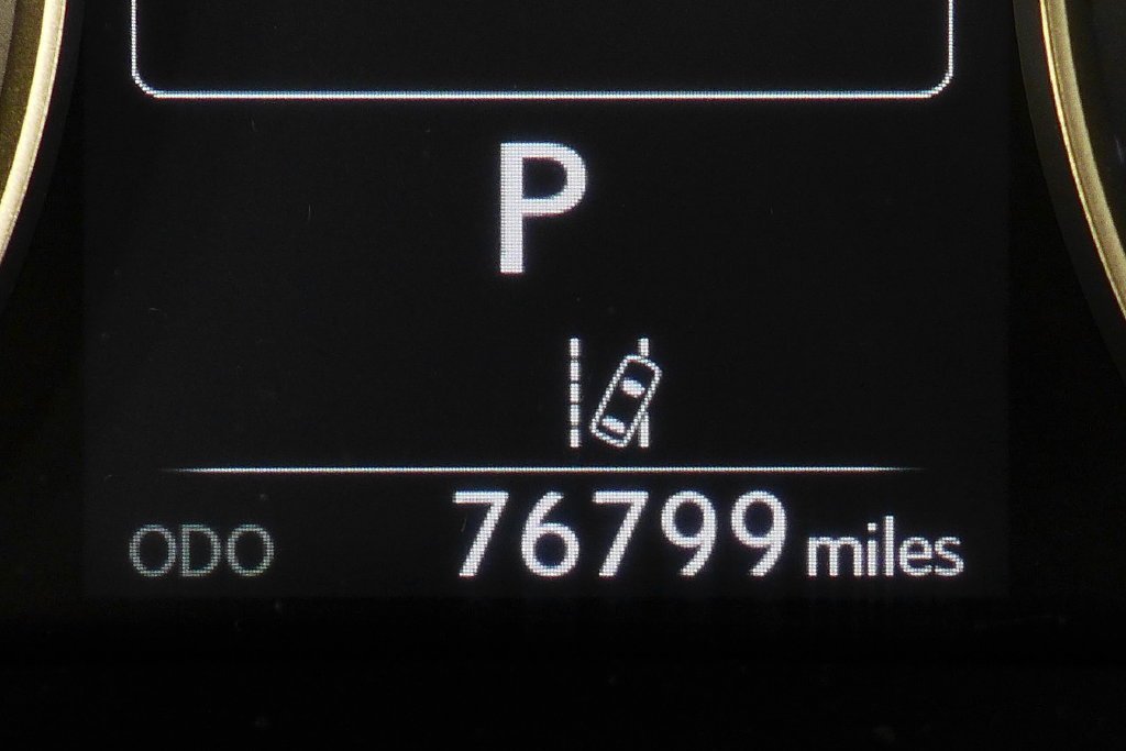 Used 2018 White Pearl Lexus 350 image 32