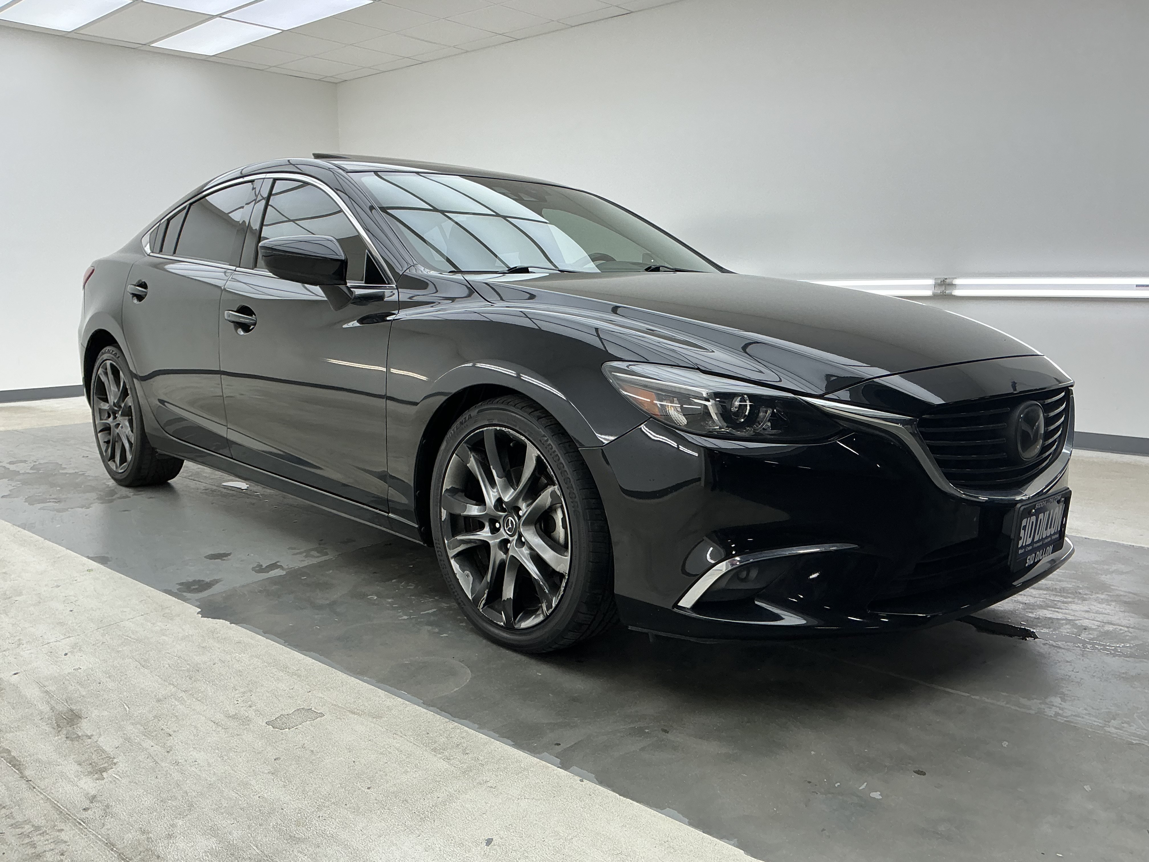 Used 2016 Jet Black Mica Mazda i Grand Touring image 3