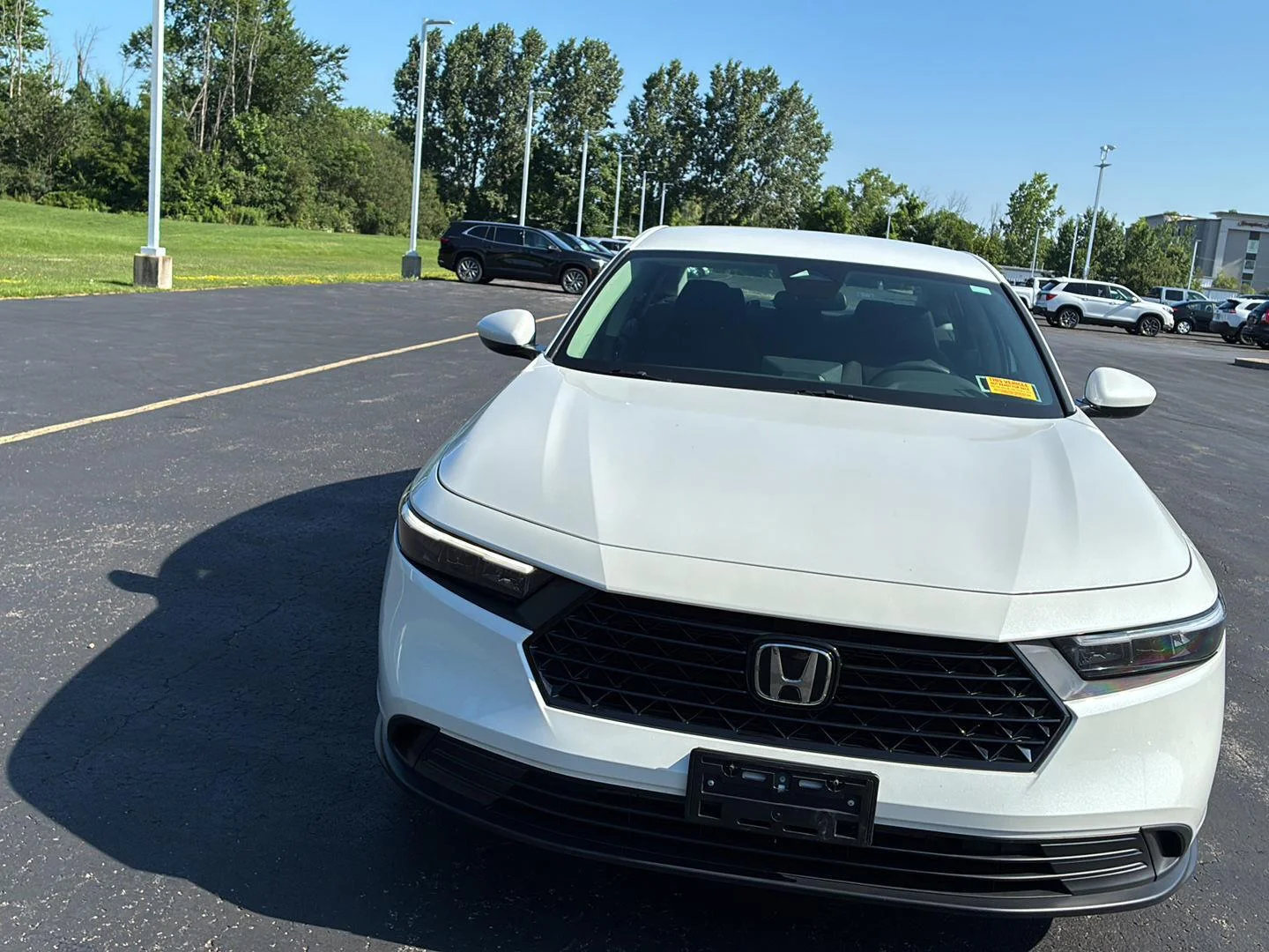Used 2023 Platinum White Pearl Honda LX image 12