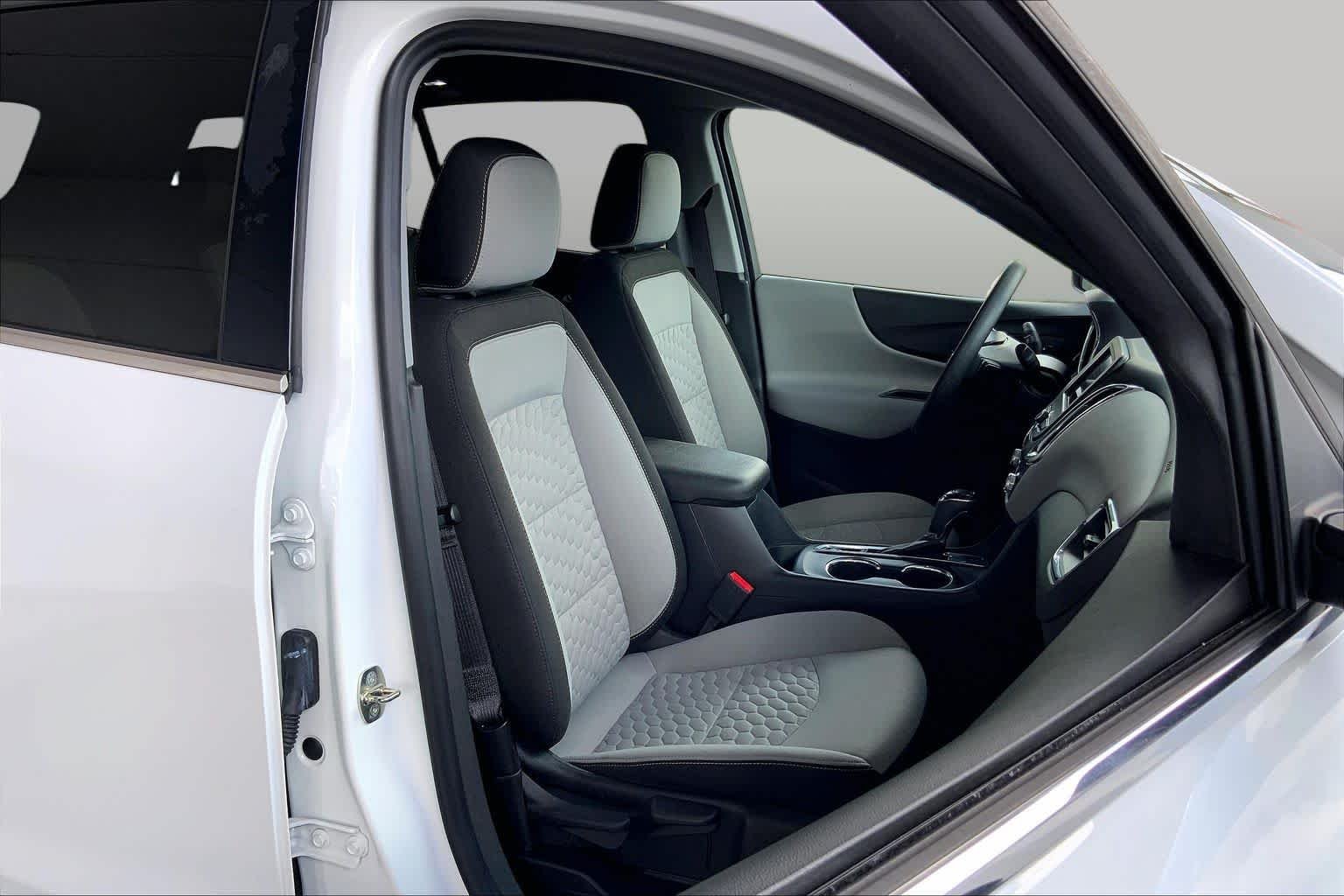 Used 2020 Summit White Chevrolet LT image 9