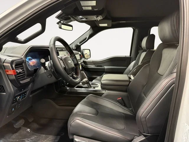 2025 Ford F-150 Raptor - Photo 9